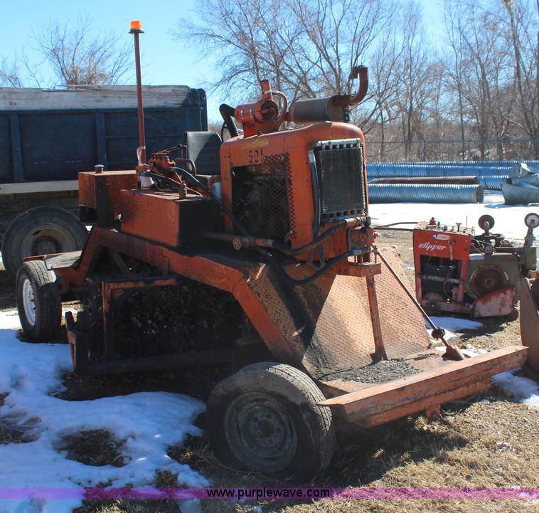 image for item H1351 Broce Broom