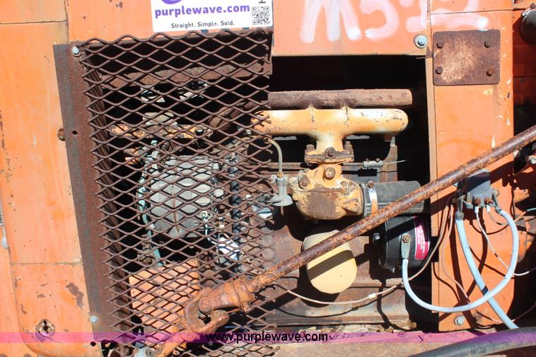 image for item H1351 Broce Broom