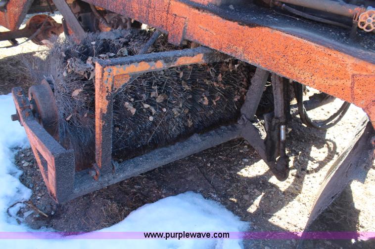 image for item H1351 Broce Broom