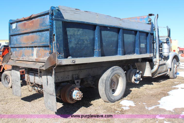 image for item H1356 1976 Kenworth W900A dump truck