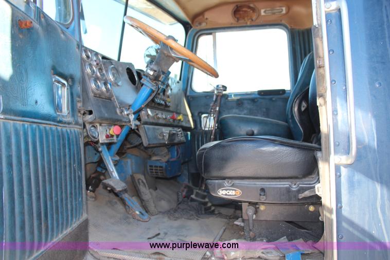 image for item H1356 1976 Kenworth W900A dump truck