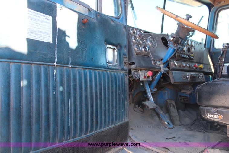 image for item H1356 1976 Kenworth W900A dump truck