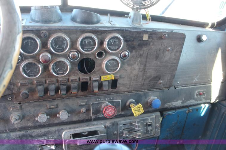 image for item H1356 1976 Kenworth W900A dump truck