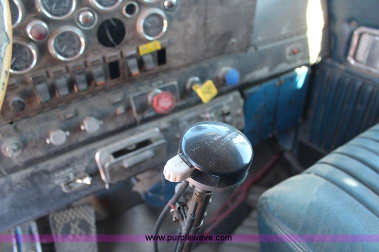 image for item H1356 1976 Kenworth W900A dump truck