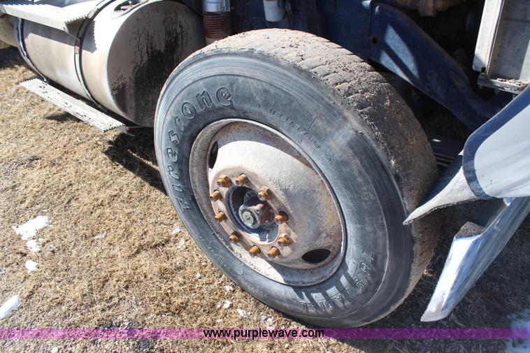 image for item H1356 1976 Kenworth W900A dump truck