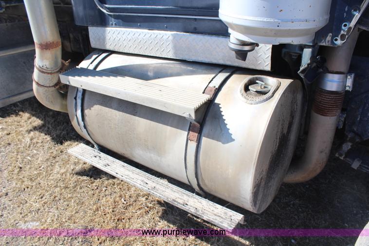 image for item H1356 1976 Kenworth W900A dump truck