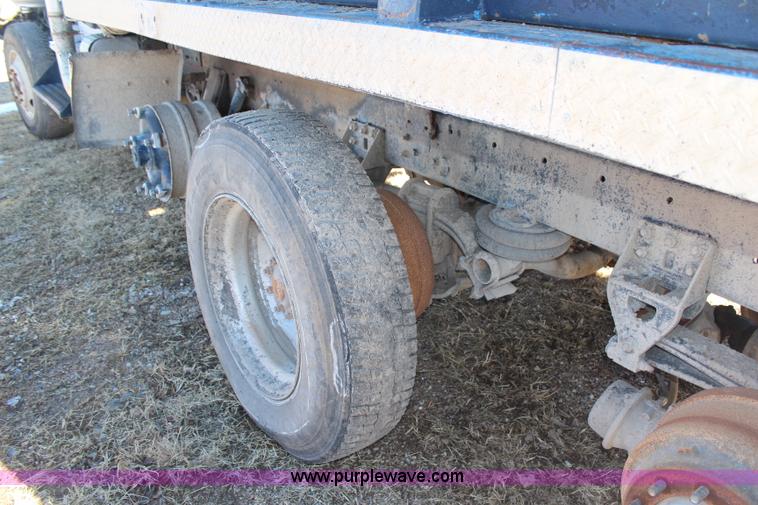 image for item H1356 1976 Kenworth W900A dump truck