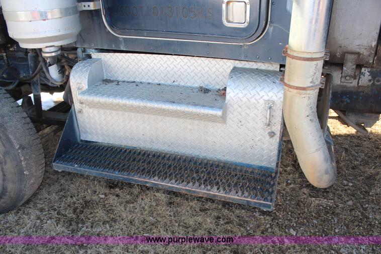 image for item H1356 1976 Kenworth W900A dump truck