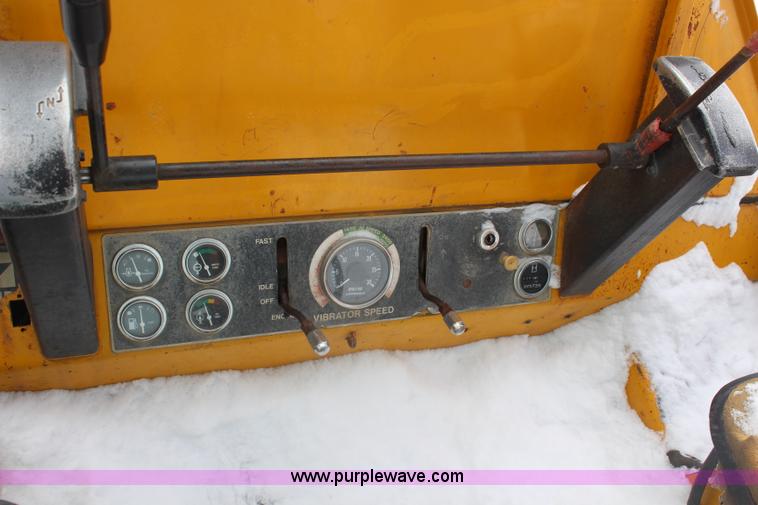 image for item H1357 Hyster C612B vibratory padfoot compactor