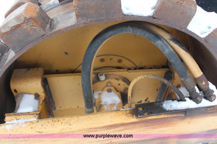 image for item H1357 Hyster C612B vibratory padfoot compactor