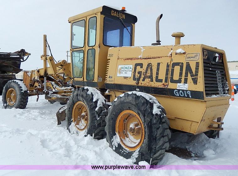 image for item H1358 1987 Galion A500 articulated motor grader