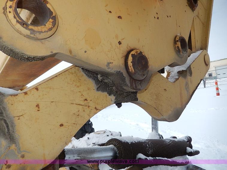 image for item H1358 1987 Galion A500 articulated motor grader