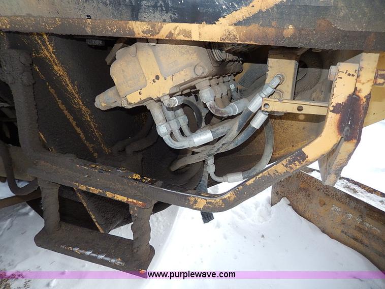 image for item H1358 1987 Galion A500 articulated motor grader