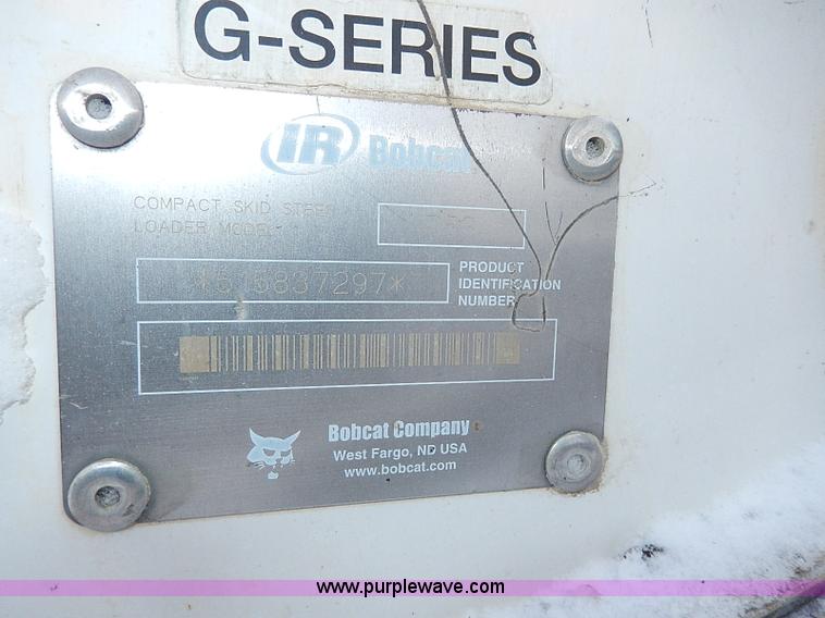 image for item H1360 2001 Bobcat 753G skid steer