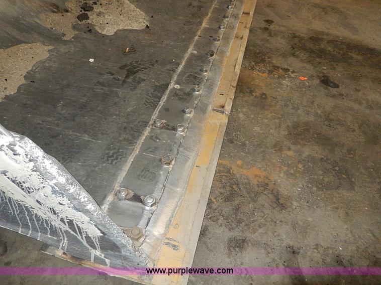 image for item H1362 1994 Volvo L150 wheel loader