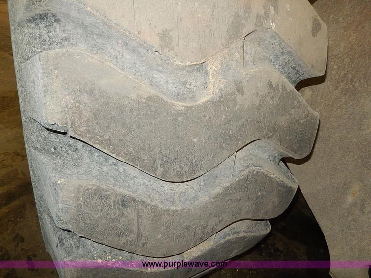 image for item H1362 1994 Volvo L150 wheel loader