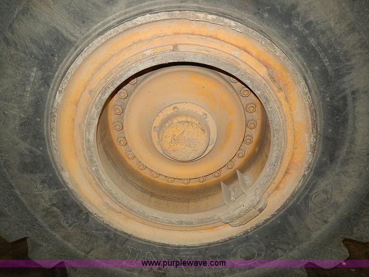 image for item H1362 1994 Volvo L150 wheel loader