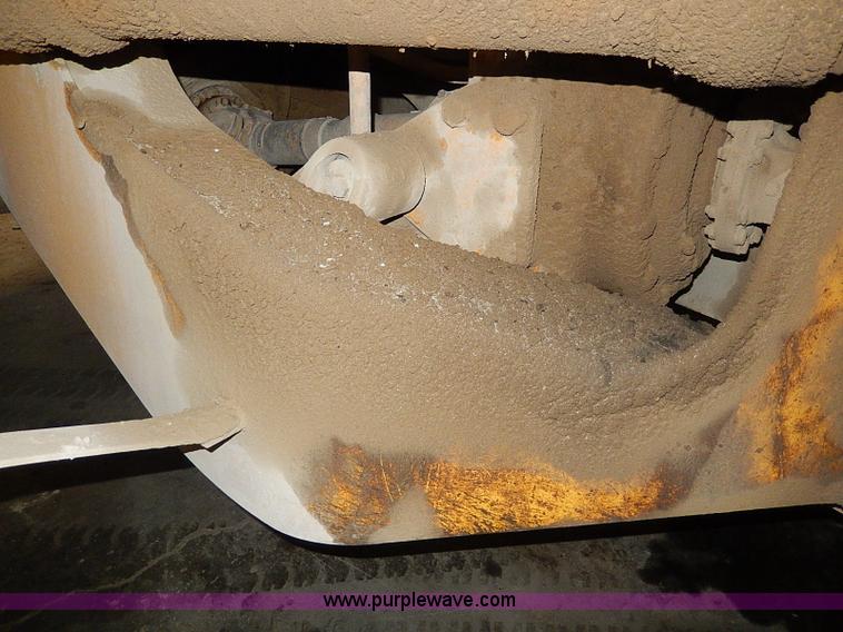 image for item H1362 1994 Volvo L150 wheel loader