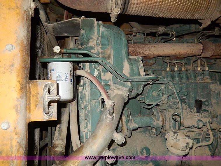 image for item H1362 1994 Volvo L150 wheel loader