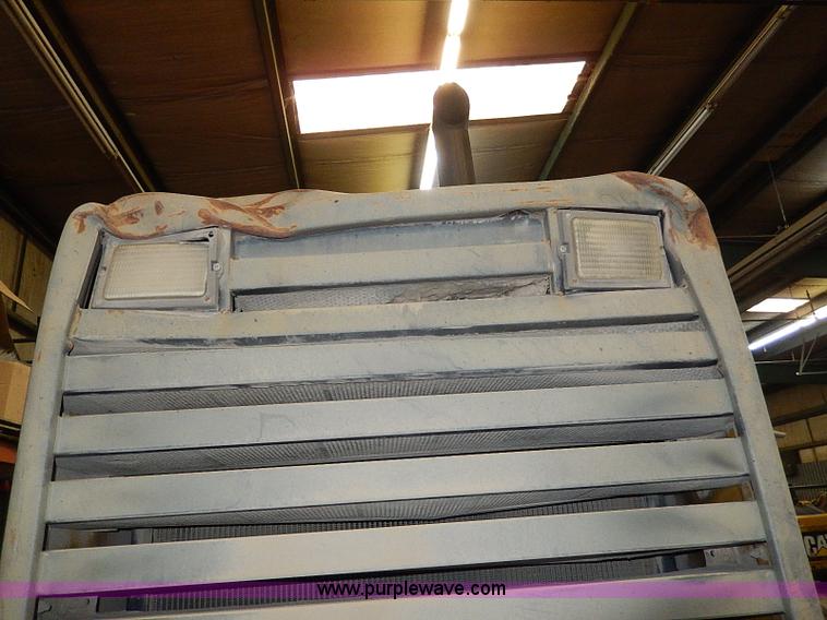 image for item H1362 1994 Volvo L150 wheel loader