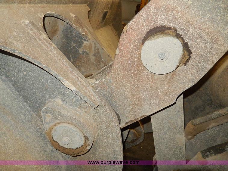 image for item H1362 1994 Volvo L150 wheel loader