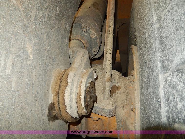 image for item H1362 1994 Volvo L150 wheel loader