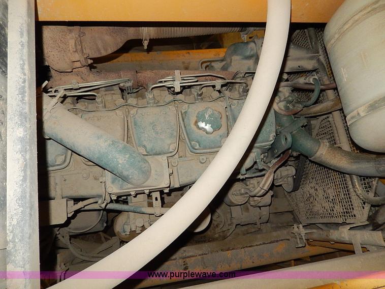 image for item H1362 1994 Volvo L150 wheel loader