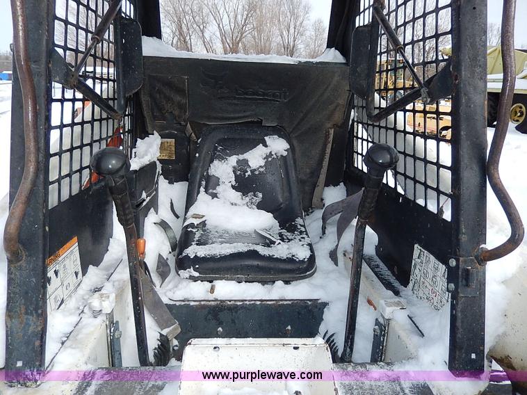 image for item H1365 1996 Bobcat 753 skid steer