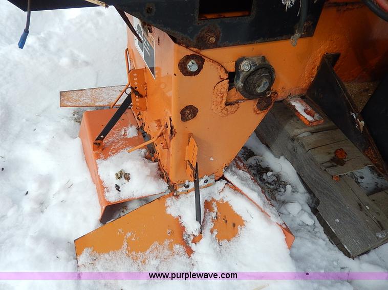 image for item H1366 Henderson 8' spreader