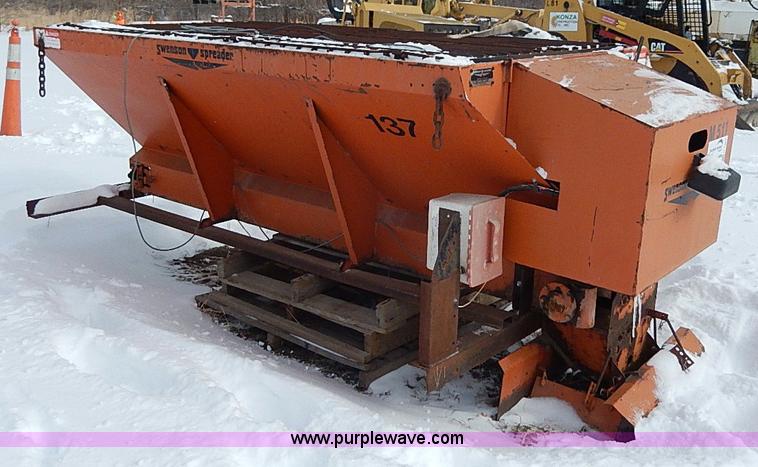 image for item H1367 Swenson 8' spreader