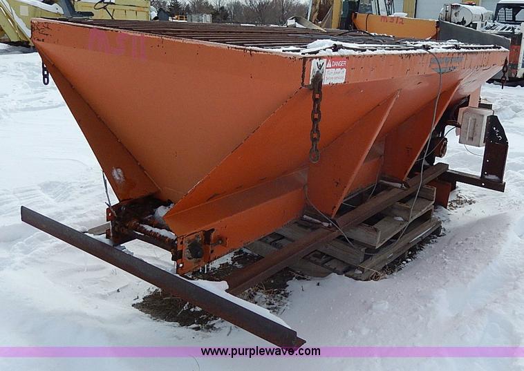 image for item H1367 Swenson 8' spreader