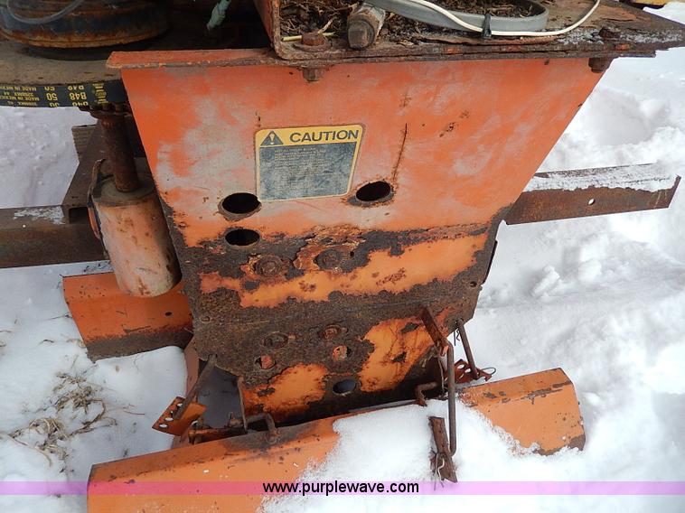 image for item H1367 Swenson 8' spreader