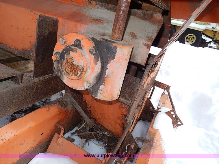 image for item H1367 Swenson 8' spreader