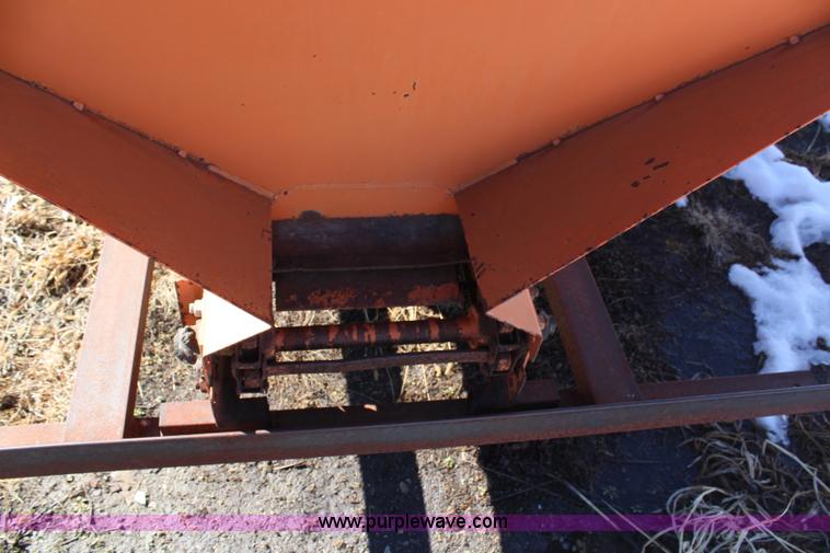 image for item H1367 Swenson 8' spreader