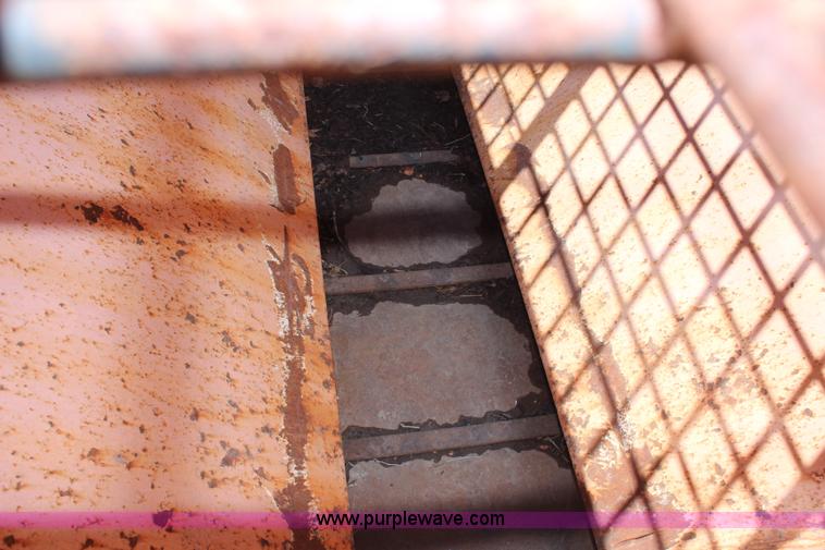 image for item H1367 Swenson 8' spreader