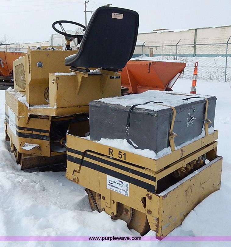 image for item H1368 Mauldin asphalt roller