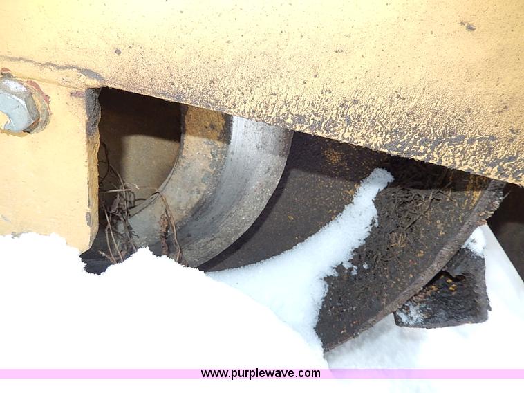 image for item H1368 Mauldin asphalt roller