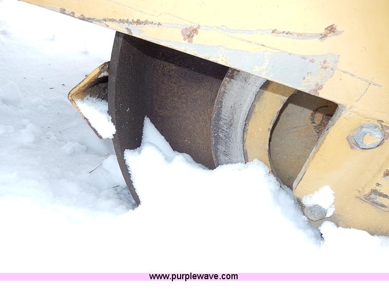 image for item H1368 Mauldin asphalt roller