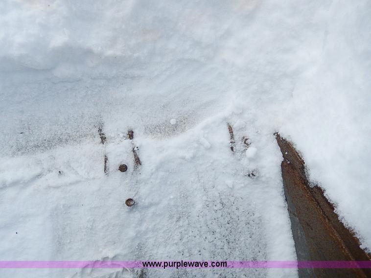 image for item H1369 2005 Caterpillar 277B skid steer