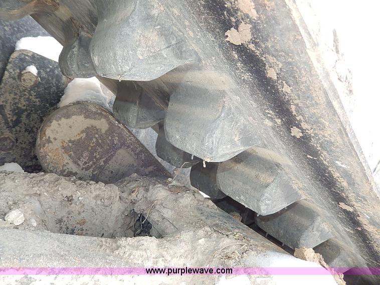 image for item H1369 2005 Caterpillar 277B skid steer