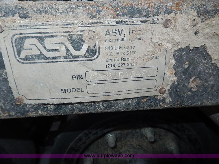 image for item H1369 2005 Caterpillar 277B skid steer