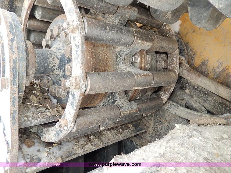 image for item H1369 2005 Caterpillar 277B skid steer