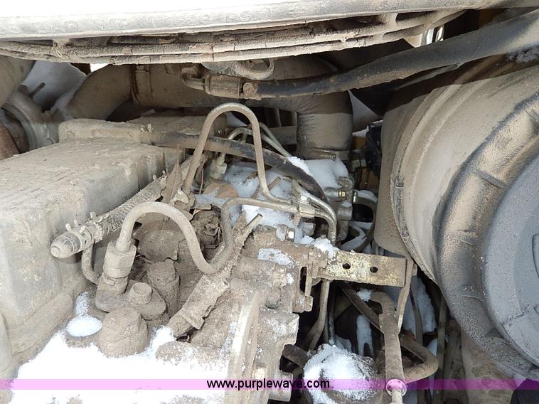 image for item H1369 2005 Caterpillar 277B skid steer