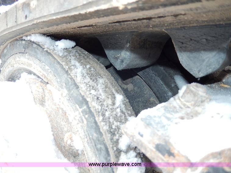 image for item H1369 2005 Caterpillar 277B skid steer