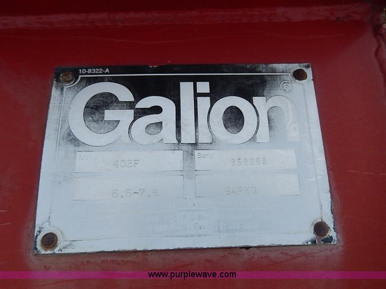 image for item H7756 1997 Ford F700 dump truck