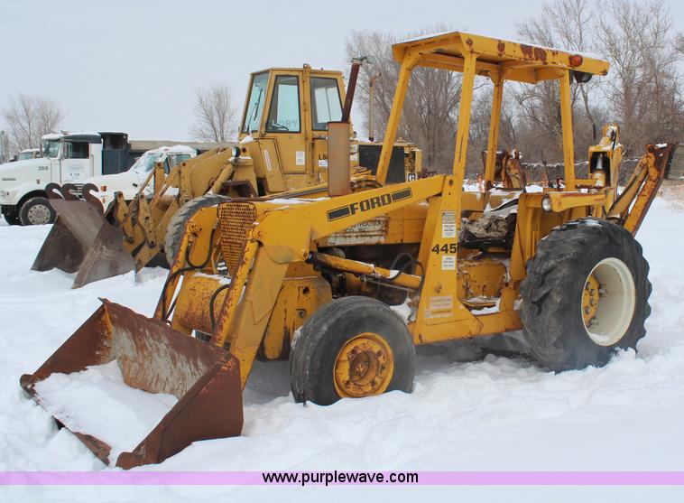 image for item H7791 Ford 445 backhoe