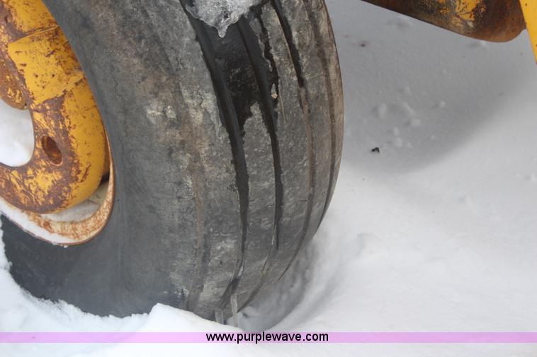 image for item H7791 Ford 445 backhoe