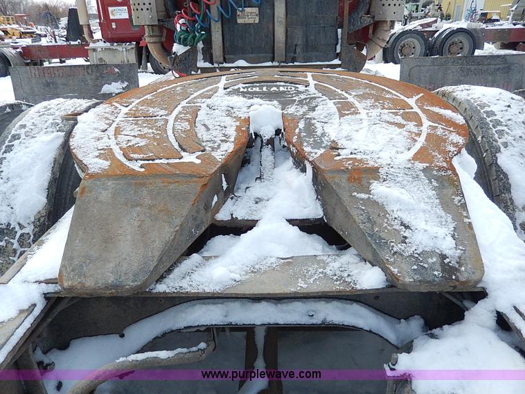 image for item H7806 1997 Ford LTL9000 semi truck