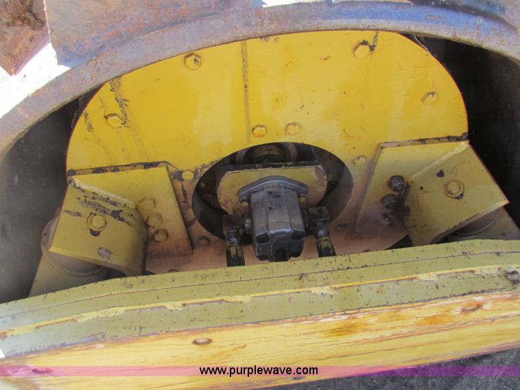 image for item AE9039 1983 BK Duomat vibratory roller