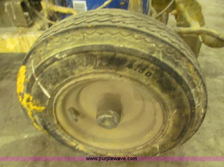 image for item AE9358 Graco Line Lazer II Smart Control pavement marking/striping machine